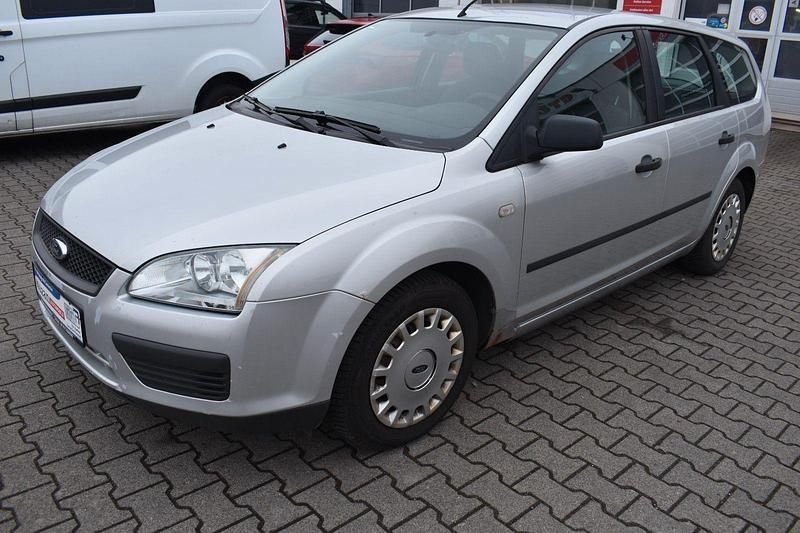 Gebraucht Ford Focus 116 PS (85 kW) 2006 Silber Kombi