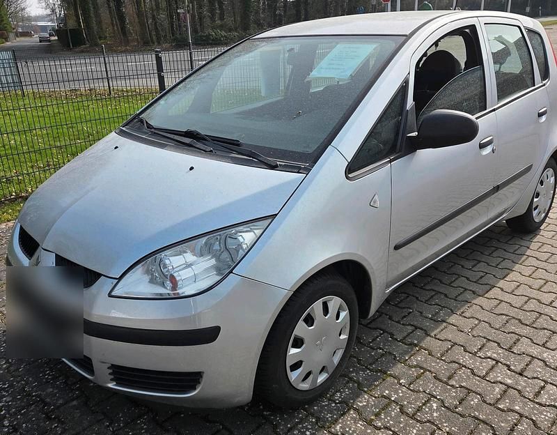 Gebraucht Mitsubishi Colt 95 PS (69 kW) 2006 Silber Kleinwagen