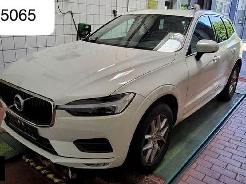 Weiß Gebraucht 2021 Volvo XC60 Momentum SUV | 26.750 € (Superpreis) - Bild 1/4