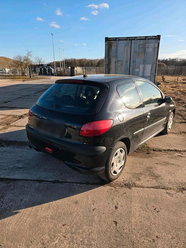 Gebraucht Peugeot 206 110 PS (80 kW) 2003 Schwarz Kleinwagen