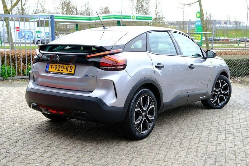 Gebraucht Citroën e-C4 Feel 100 kW (136 PS) 2023 Grau SUV