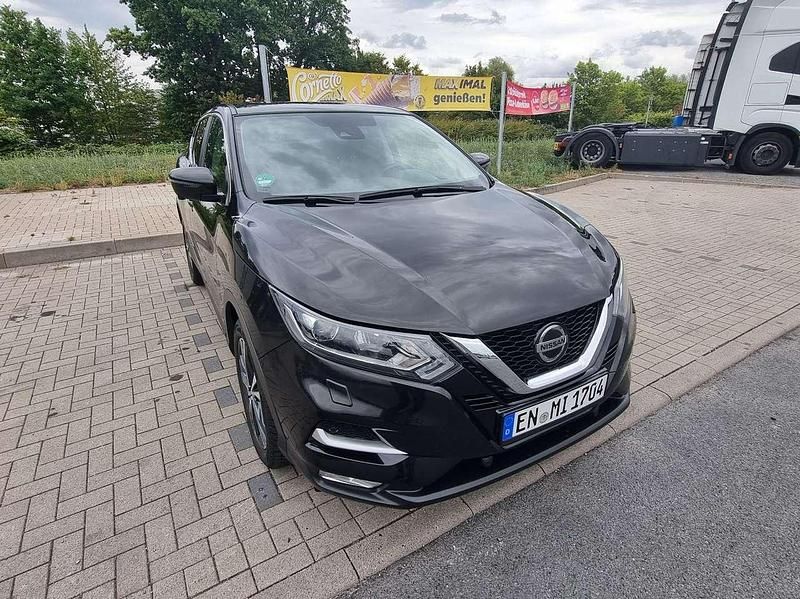 Schwarz Gebraucht 2019 Nissan Qashqai N-Connecta SUV | 14.440 € (Guter Preis) - Bild 1/4