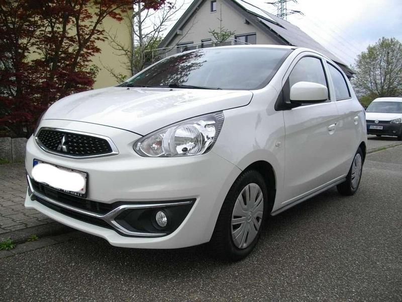 Gebraucht Mitsubishi Space Star 71 PS (52 kW) 2017 Weiß Kleinwagen