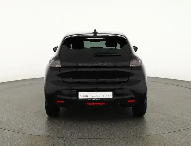 Neu Peugeot 208 110 PS (80 kW) 2025 Schwarz Kleinwagen