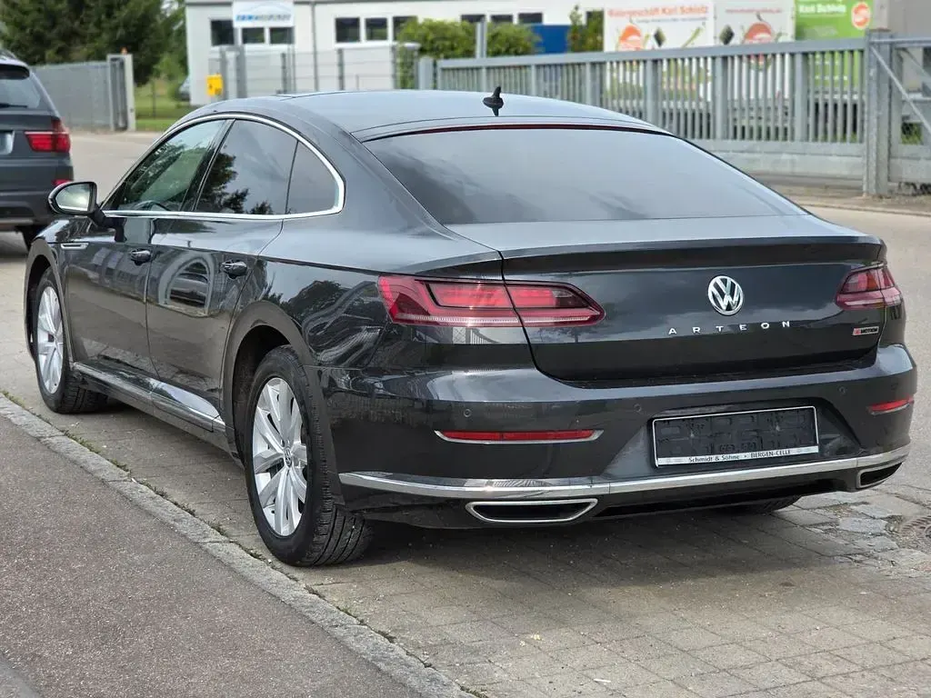 Gebraucht VW Arteon Elegance 239 PS (175 kW) 2017 Grau Kleinwagen