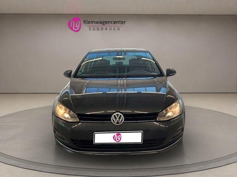 Gebraucht VW Golf VII Allstar 110 PS (80 kW) 2016 Carbon steel grey Kleinwagen
