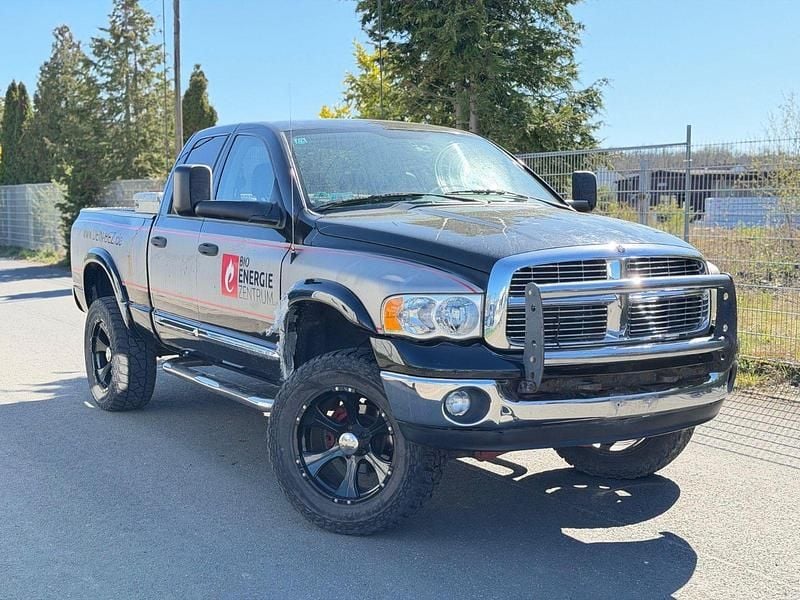 Usado Dodge Ram 345 HP (253 kW) 2005 Preto Pickup