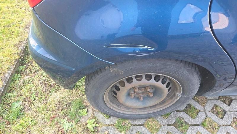 Gebraucht Mercedes A160 81 PS (59 kW) 2011 Blau Kleinwagen