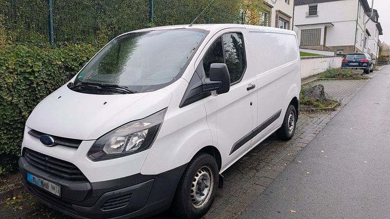 Weiß Gebraucht 2015 Ford Transit Custom Van | 11.875 € - Bild 1/4