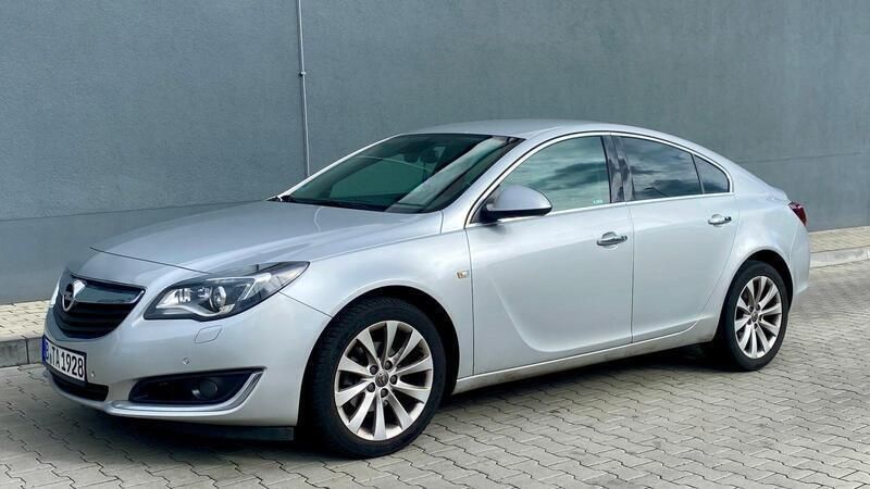 Silber Gebraucht 2016 Opel Insignia Limousine | 7.400 € (Guter Preis) - Bild 1/4