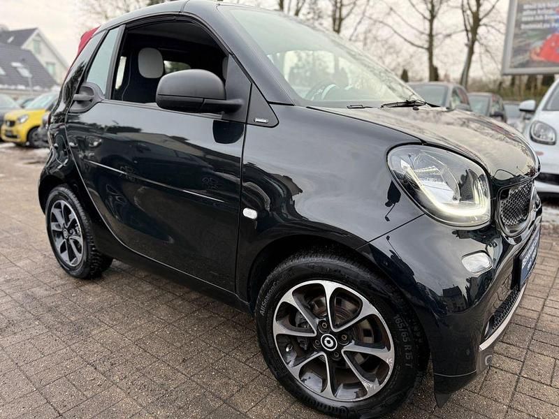 Gebraucht Smart ForTwo Cabrio 90 PS (66 kW) 2016 Schwarz Cabrio