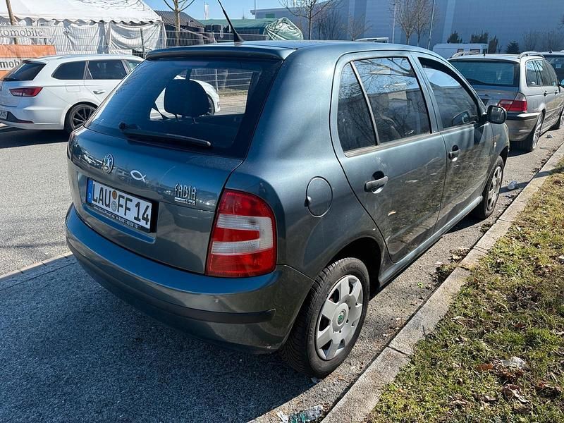 Gebraucht Skoda Fabia 75 PS (55 kW) 2004 Grau Kleinwagen