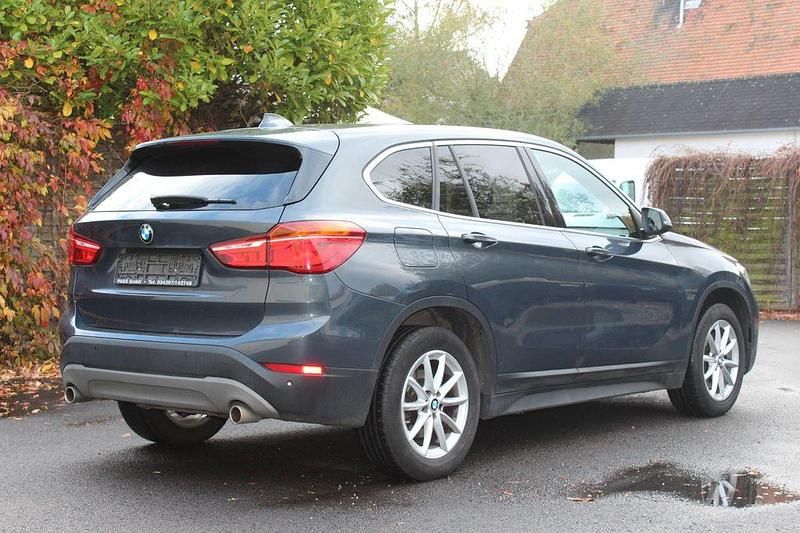 Gebraucht BMW X1 Advantage 190 PS (139 kW) 2019 Grau SUV