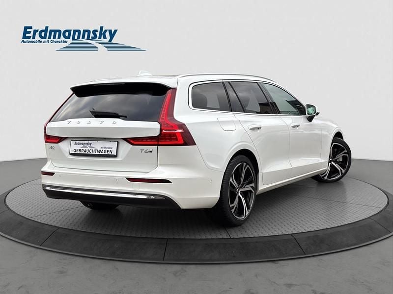 Gebraucht Volvo V60 Plus 398 PS (292 kW) 2025 Weiß Kombi