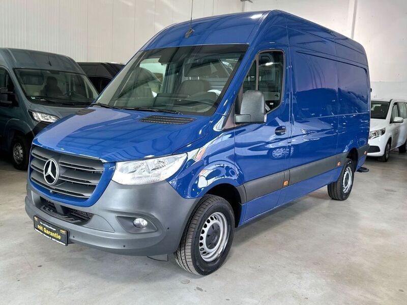 Blau Gebraucht 2021 Mercedes Sprinter Van | 23.500 € (Superpreis) - Bild 1/4