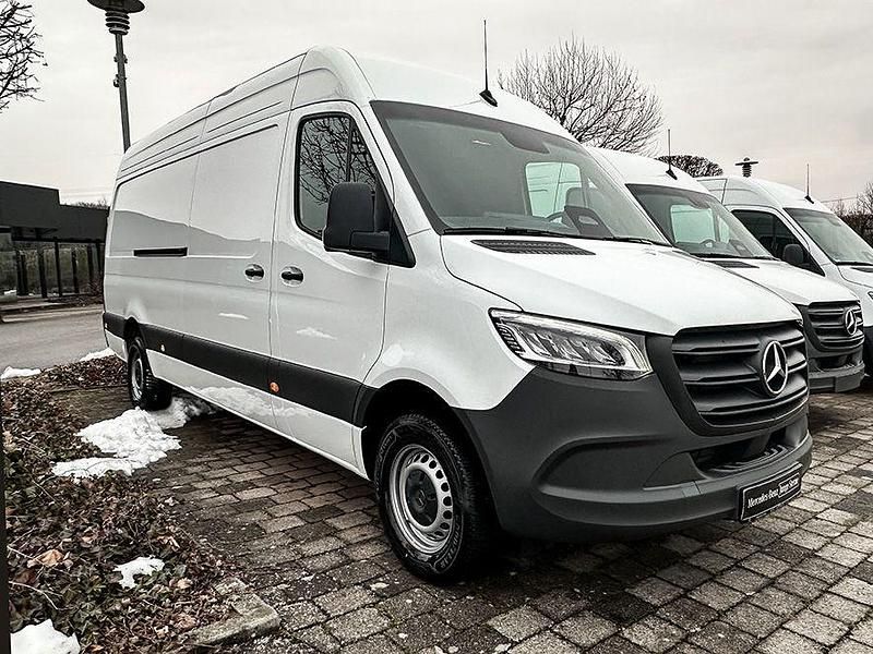 Gebraucht Mercedes Sprinter 170 PS (125 kW) 2024 Weiß Van