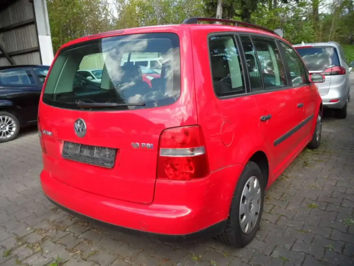 Gebraucht VW Touran 116 PS (85 kW) 2004 Rot Van / Kleinbus