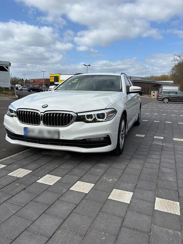 Gebraucht BMW 530 265 PS (194 kW) 2018 Weiß Kombi