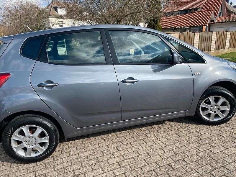 Gebraucht Hyundai ix20 90 PS (66 kW) 2013 Grau Kleinwagen