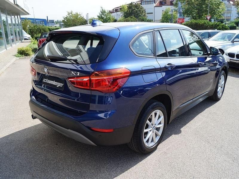 Używany BMW X1 Advantage 140 KM (102 kW) 2017 Niebieski SUV