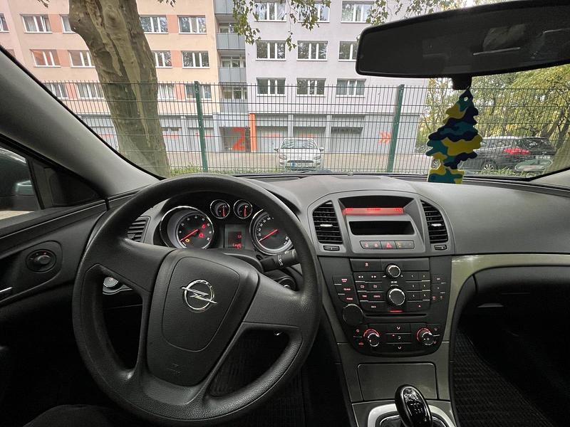 Second-hand Opel Insignia 2009 Verde Berlinǎ