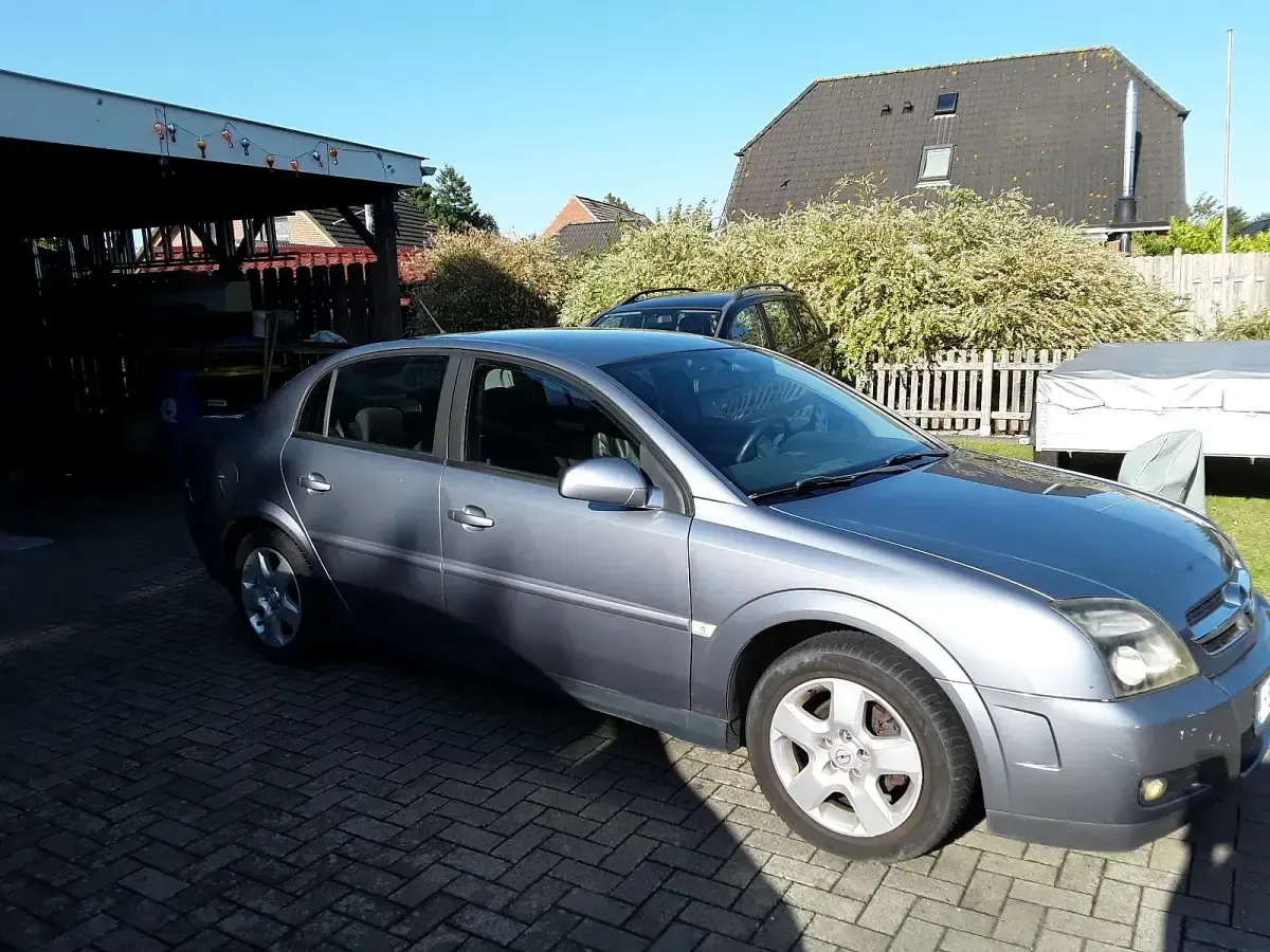 Gebraucht Opel Vectra 122 PS (89 kW) 2005 Grau Limousine