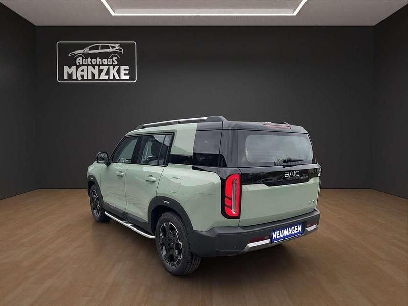 Gebraucht Baic BJ30 280 PS (205 kW) 2025 Grün SUV