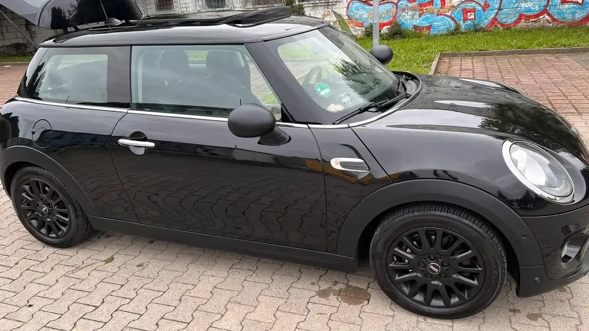 Usata Mini ONE 102 CV (75 kW) 2015 Nero Utilitaria