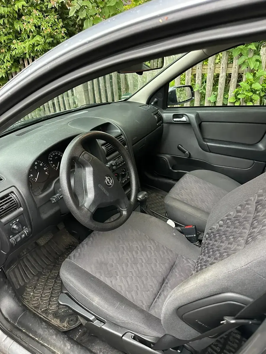 Gebraucht Opel Astra 105 PS (77 kW) 2003 Grau Limousine