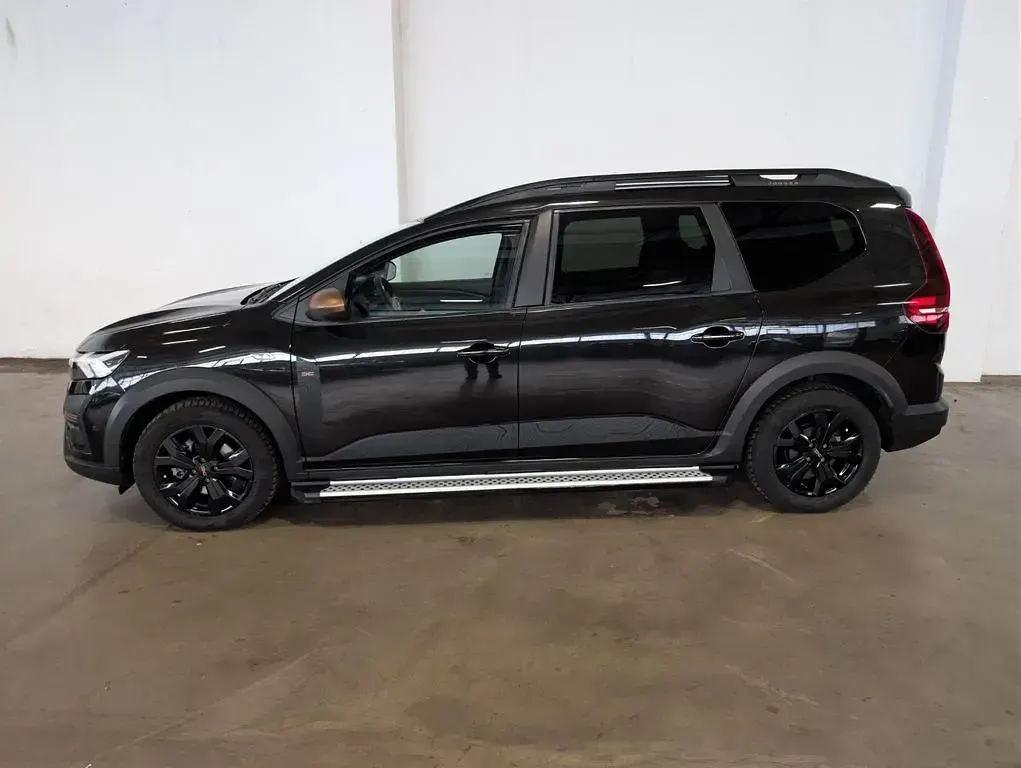 Gebraucht Dacia Jogger Extreme 94 PS (69 kW) 2023 Schwarz Van / Kleinbus