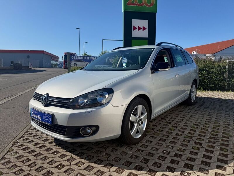 Silber Gebraucht 2012 VW Golf VI Style Kombi | 6.980 € (Fairer Preis) - Bild 1/4