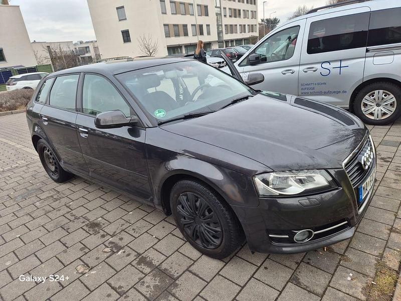 Gebraucht Audi A3 Ambition 105 PS (77 kW) 2010 Limousine