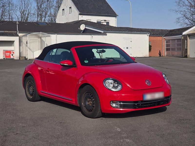 Gebraucht VW Beetle Cabriolet 105 PS (77 kW) 2013 Rot Cabrio