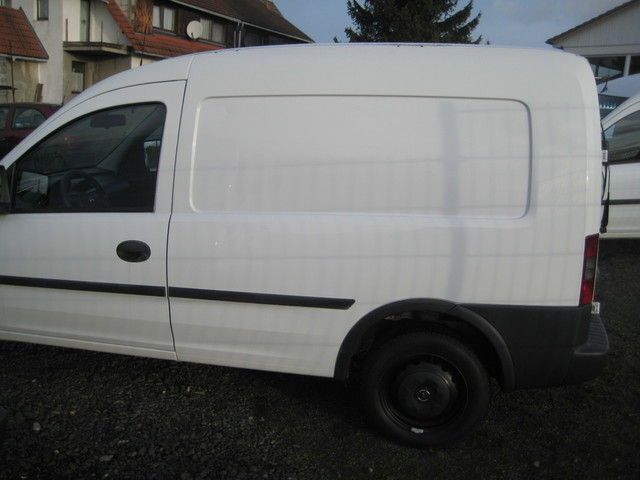 Gebraucht Opel Combo 75 PS (55 kW) 2008 Weiß Van / Kleinbus