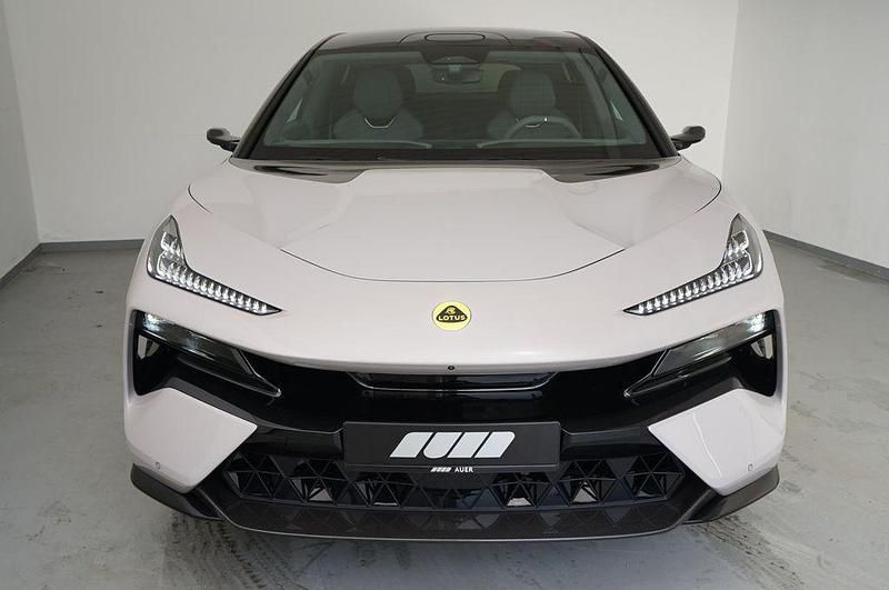 Neu Lotus Eletre 675 kW (918 PS) 2026 Grau SUV