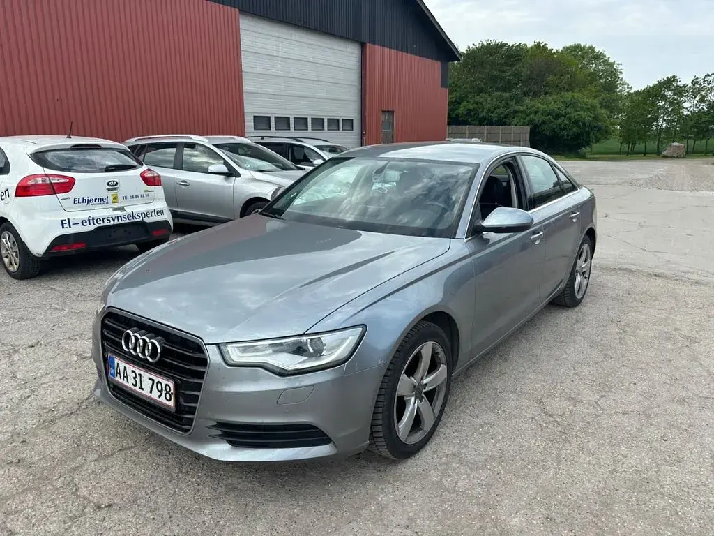 Gebraucht Audi A6 204 PS (150 kW) 2011 Grau Limousine