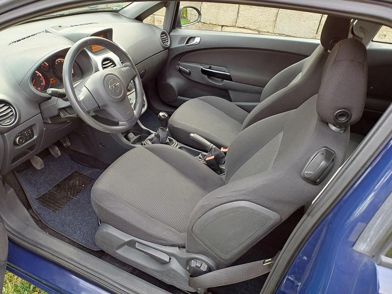 Gebraucht Opel Corsa Selection 69 PS (50 kW) 2011 Blau Kleinwagen