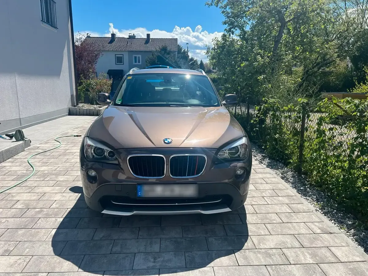 Gebraucht BMW X1 143 PS (105 kW) 2010 Braun SUV