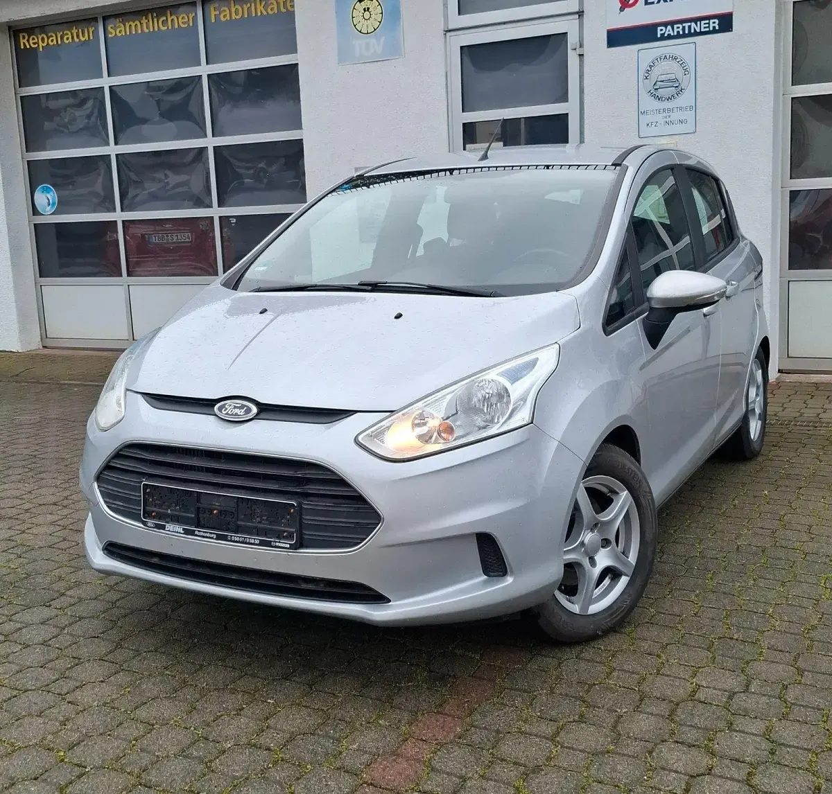 Brugt Ford B-MAX 100 HK (73 kW) 2017 Sølv MPV