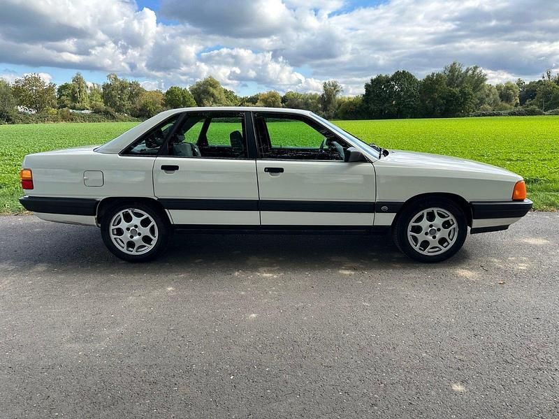 Gebraucht Audi 100 136 PS (100 kW) 1988 Weiß Limousine