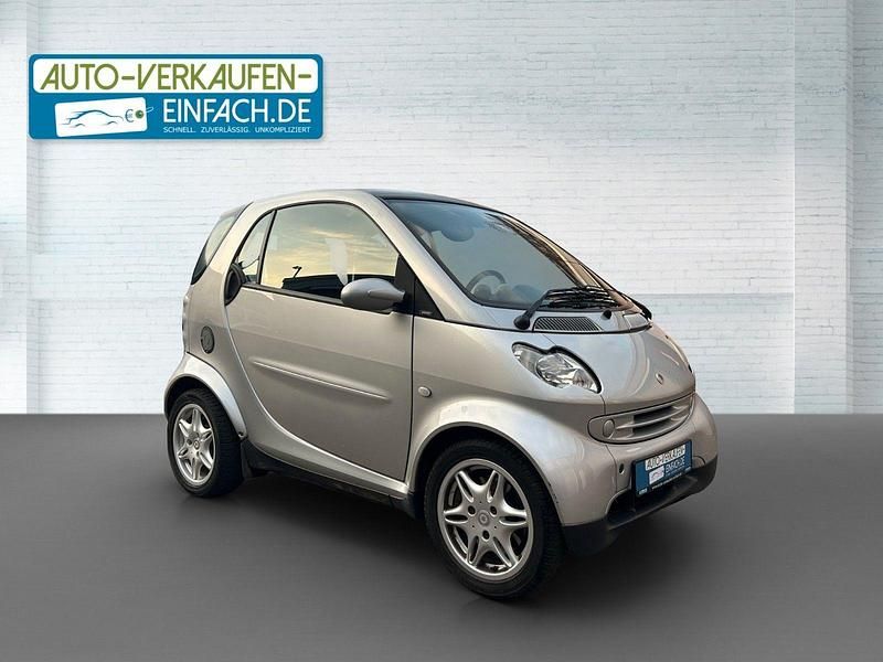 Tridionsilber Gebraucht 2003 Smart ForTwo Coupé Basis Kleinwagen | 3.999 € (Teuer) - Bild 1/2
