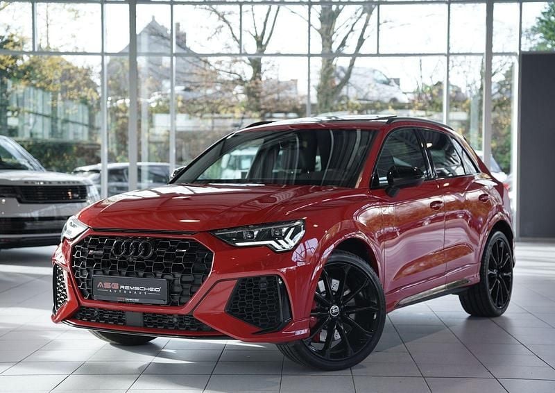 Gebraucht Audi RS Q3 Ambiente 400 PS (294 kW) 2022 Rot SUV