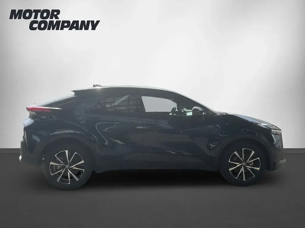 Neu Toyota C-HR Team 152 PS (111 kW) 2025 Blau SUV