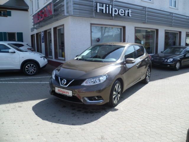 Andere farbe metallic Gebraucht 2015 Nissan Pulsar Acenta Limousine | 17.540 € - Bild 1/4