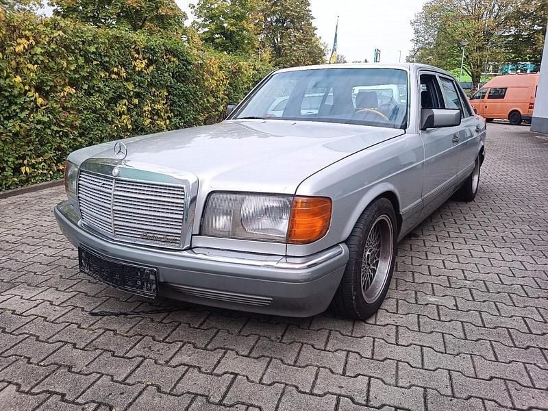Silber Gebraucht 1989 Mercedes 500 Limousine | 14.500 € - Bild 1/4