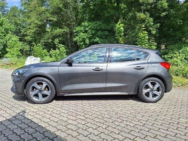 Gebraucht Ford Focus Active 125 PS (91 kW) 2021 Grau Limousine
