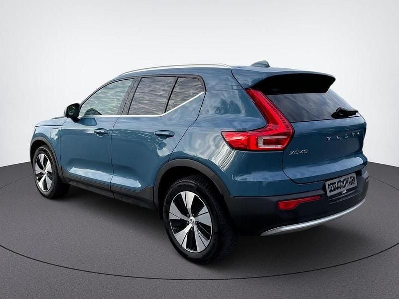 Gebraucht Volvo XC40 Plus 211 PS (155 kW) 2022 Fjord blue / metallic SUV