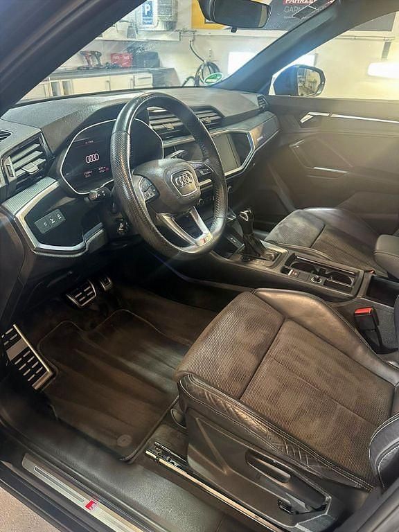 Gebraucht Audi Q3 S-Line 230 PS (169 kW) 2019 Blau SUV