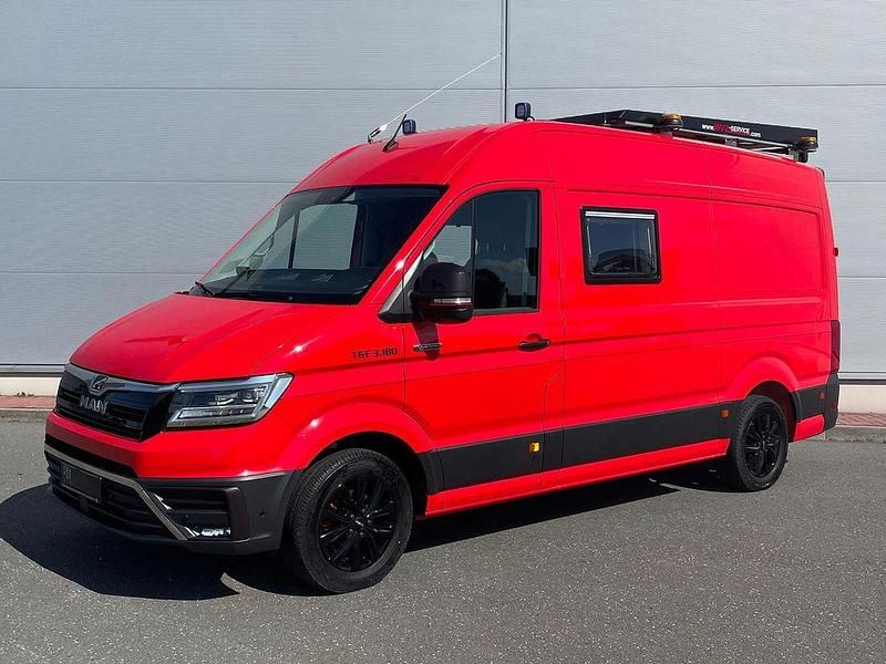 Cola rot 3571 Gebraucht 2024 MAN TGE Van | 117.990 € - Bild 1/4