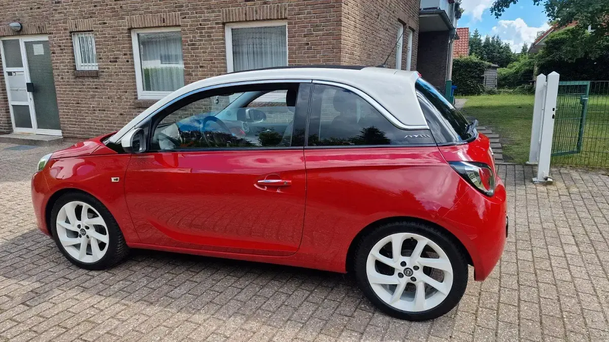Gebraucht Opel Adam Open Air 87 PS (63 kW) 2015 Fire red (uni) Kleinwagen
